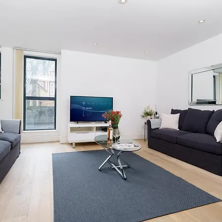 Trafalgar Sq 1 Bedr, 3 Beds Sleeps 6